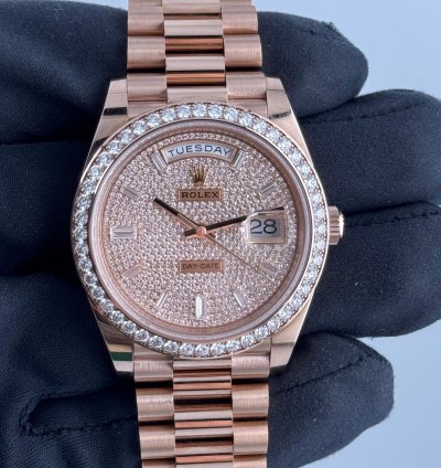 Rolex Day-date 40 Full Rose Gold Diamond-paved Dial Diamond Bezel