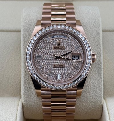 Rolex Day-date 40 Full Rose Gold Diamond-paved Dial Diamond Bezel