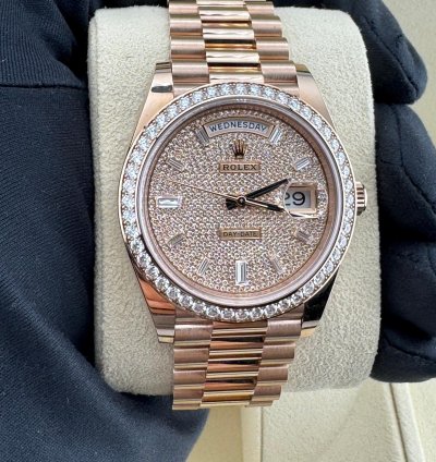 Rolex Day-date 40 Full Rose Gold Diamond-paved Dial Diamond Bezel