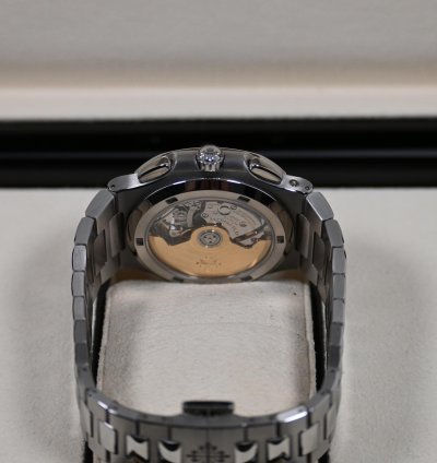 Patek Philippe Nautilus 5990 1a