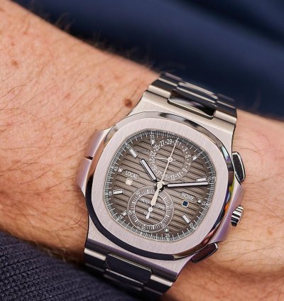 Patek Philippe Nautilus 5990 1a 2020 Grey