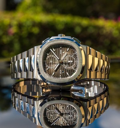 Patek Philippe Nautilus 5990 1a Grey Dial