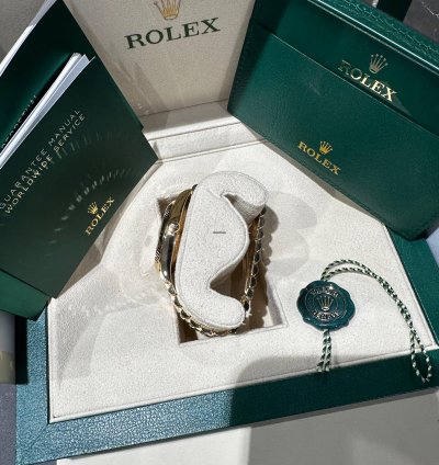 Rolex Day-date 40 Full Set In Mint Condition