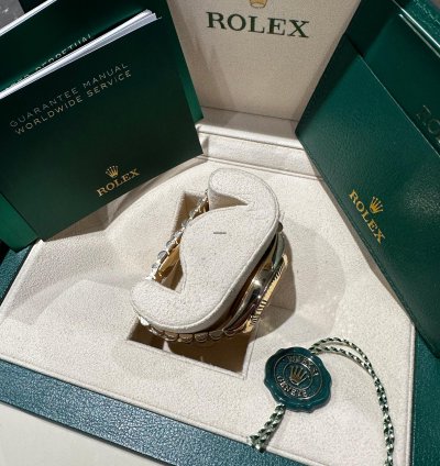 Rolex Day-date 40 Full Set In Mint Condition