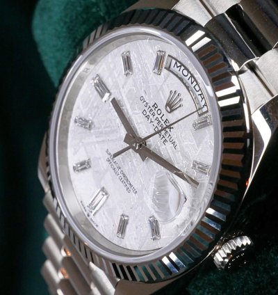 Rolex Day-date 40 Full Set Mint Day Date White Gold Meteorite Baguette 40mm 228239