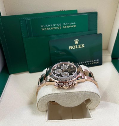 Rolex Daytona Everose Gold Black And Sundust Diamond Dial Oyster Bracelet 126505