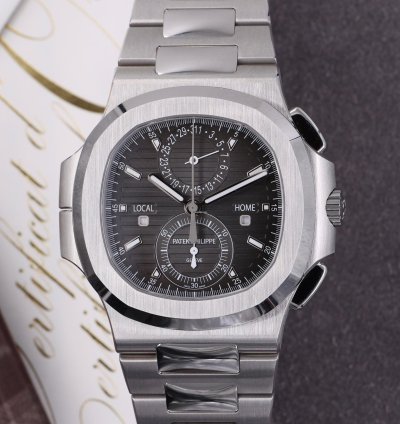 Patek Philippe Nautilus 5990 1a-001 - Full Set - Like New Condition - 2018