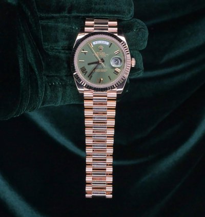 Rolex Day-date 40 Full Set Mint Day-date 40mm Green Dial Rose Gold 228235