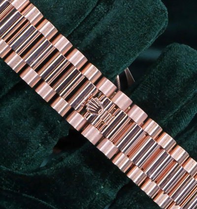 Rolex Day-date 40 Full Set Mint Day-date 40mm Green Dial Rose Gold 228235