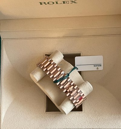 Rolex Day-date 40 Full Set New With White Tag Some Stickers