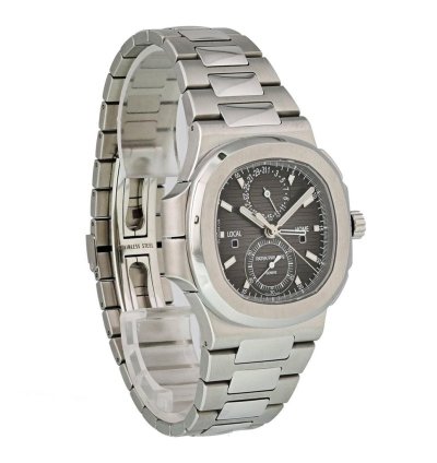 Patek Philippe Nautilus 5990 1a-001 Men Watch Box Papers