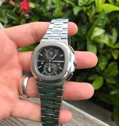 Patek Philippe Nautilus 5990 1a-001 Nautilus