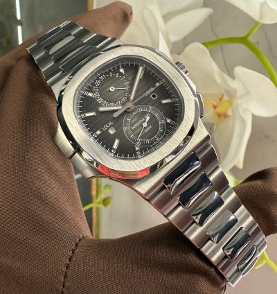 Patek Philippe Nautilus 5990 1a-001 Steel Grey Dial 2020