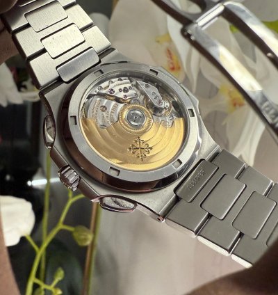 Patek Philippe Nautilus 5990 1a-001 Steel Grey Dial 2020