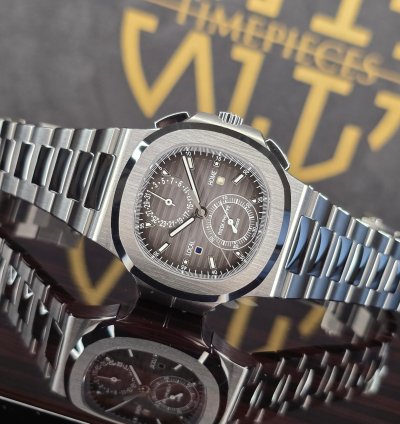 Patek Philippe Nautilus 5990 1a-001 Travel Time