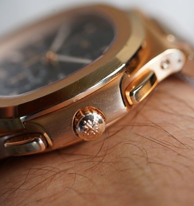 Patek Philippe Nautilus 5990 1r-001 Full Set Unpolished