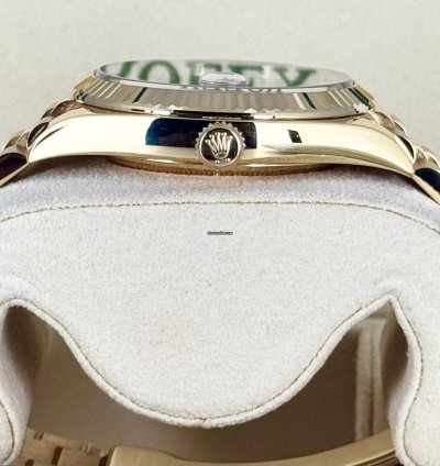 Rolex Day-date 40 Green Dial 11 2024 New