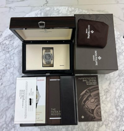 Patek Philippe Nautilus 5990 2017