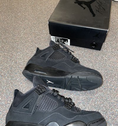 Black Cat 4s