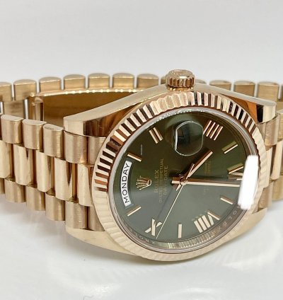 Rolex Day-date 40 Green Dial Day-date 40 Eveross Full Set 228235