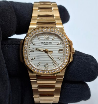 Patek Philippe Nautilus 7010 1r-011