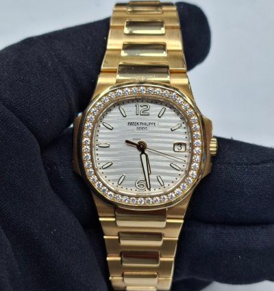 Patek Philippe Nautilus 7010 1r-012