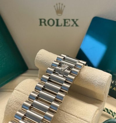 Rolex Day-date 40 Green Dial New Unworn Full Set 2021 White Gold
