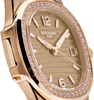 Patek Philippe Nautilus 7010 1r-012 Quartz Rose Gold Diamond Bezel