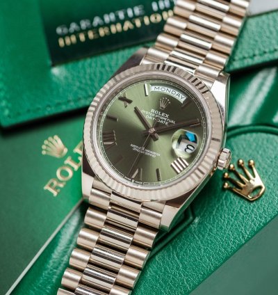 Rolex Day-date 40 Green Dial Unworn Full Set 228239