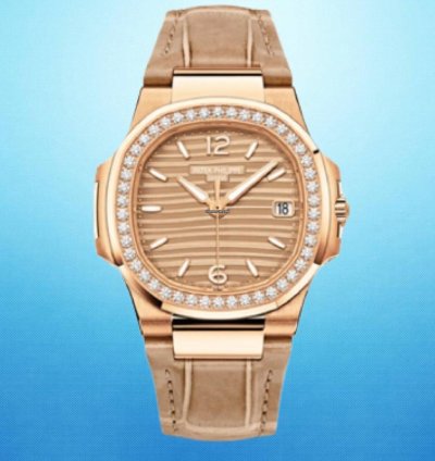 Patek Philippe Nautilus 7010r-012 Gold Nautilus