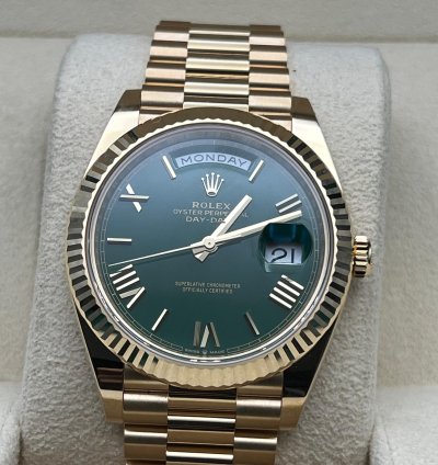 Rolex Day-date 40 Green New