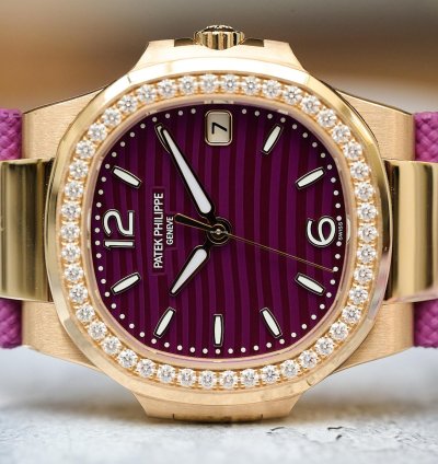 Patek Philippe Nautilus 7010r-013 Rose Gold