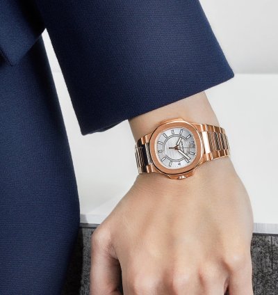 Patek Philippe Nautilus 7011 1r-001 Ladies Rose Gold Silver Dial 2016