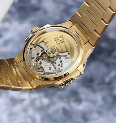 Patek Philippe Nautilus 7021 1r-001