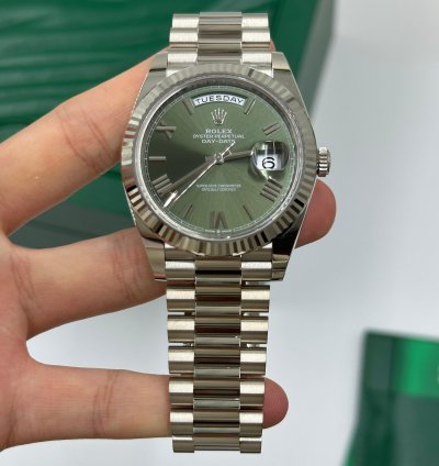 Rolex Day-date 40 Green Roman