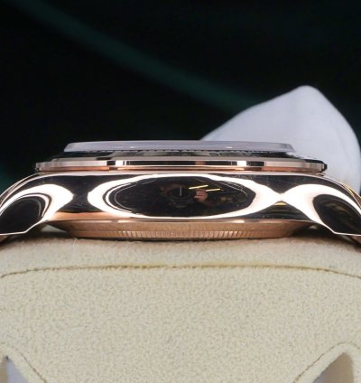 Rolex Daytona Full Set Mint Daytona 40mm Black Dial Diamond Markers Rose Gold 116505