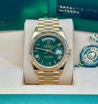 Rolex Day-date 40 Green Roman Dial