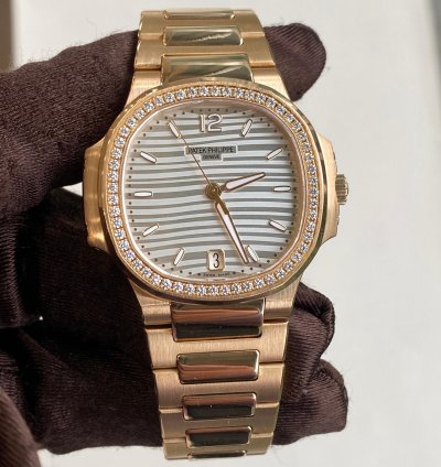 Patek Philippe Nautilus 7118 1200r-001
