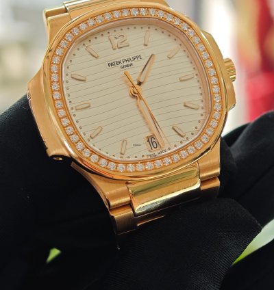 Patek Philippe Nautilus 7118 1200r-001