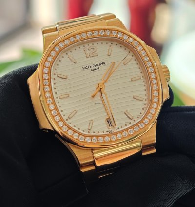 Patek Philippe Nautilus 7118 1200r-001