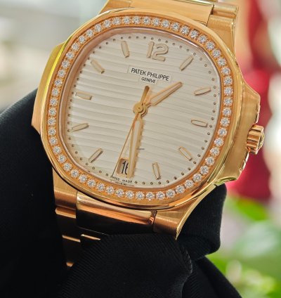 Patek Philippe Nautilus 7118 1200r-001