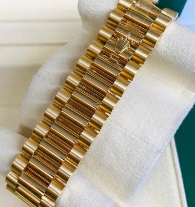 Rolex Day-date 40 Green Roman Dial 40mm
