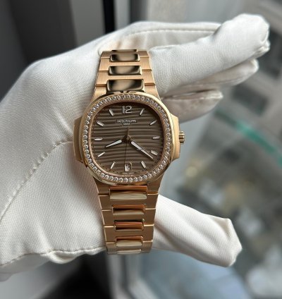 Patek Philippe Nautilus 7118 1200r-010