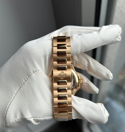 Patek Philippe Nautilus 7118 1200r-010