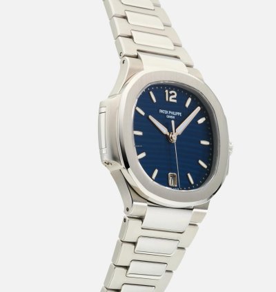 Patek Philippe Nautilus 7118 1a-001 2020 Box And Papers