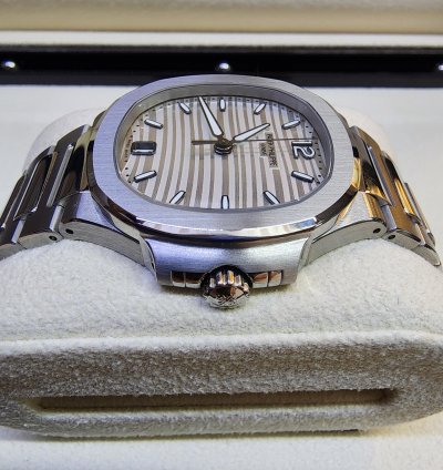 Patek Philippe Nautilus 7118 1a-010