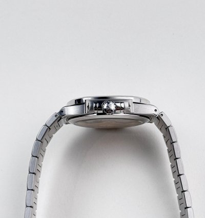 Patek Philippe Nautilus 7118 1a-010 Stainless Steel Silvery Opaline Dial 2022