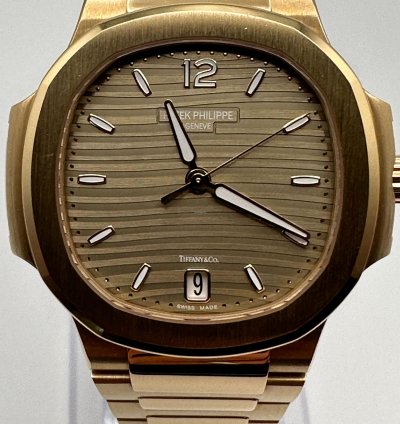 Patek Philippe Nautilus 7118 1r-010 Tiffany And Co Ladies Rose Gold Date 2022