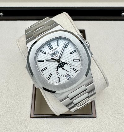 Patek Philippe Nautilus Annual Calendar 40 5mm Steel