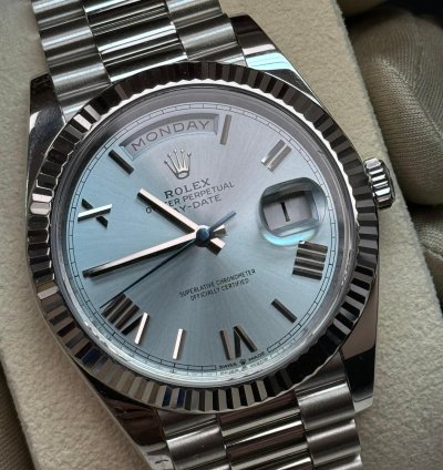 Rolex Day-date 40 Ice Blue Roman